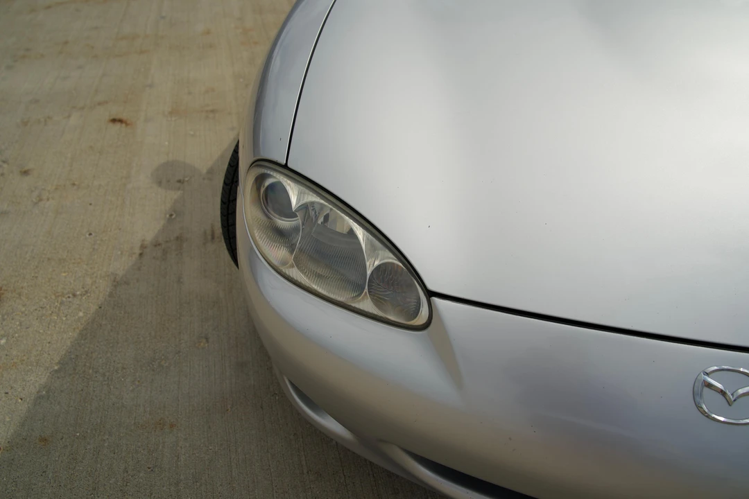 2001 Mazda NB MX-5 Miata - Image 16 of 21