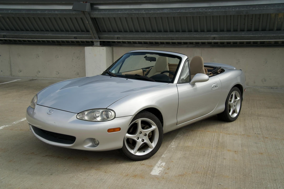 2001 Mazda NB MX-5 Miata - Image 9 of 21