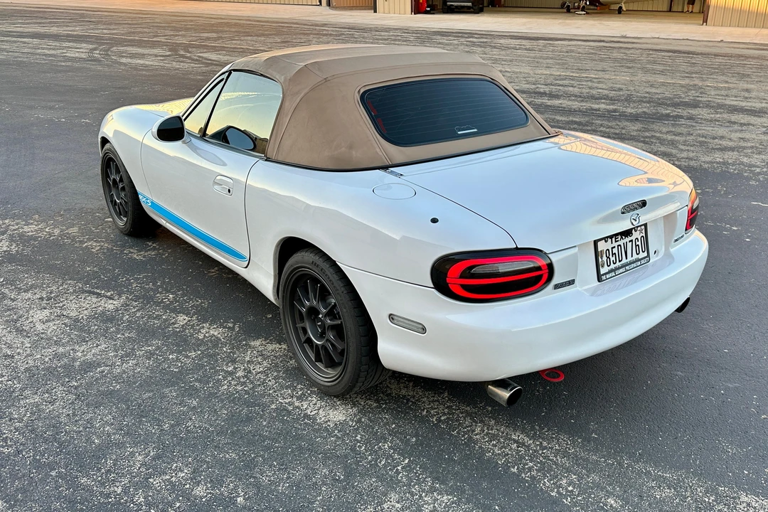 2001 Mazda NB MX-5 Miata - Image 12 of 31