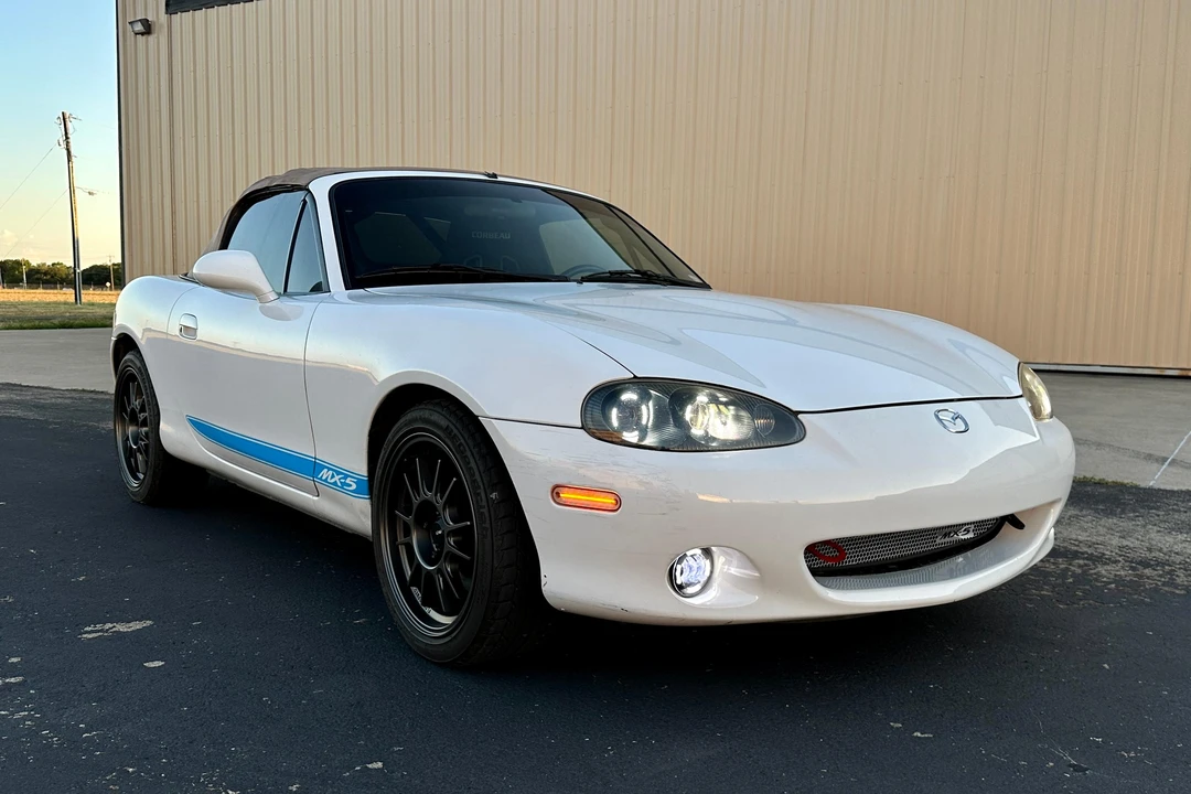 2001 Mazda NB MX-5 Miata - Image 16 of 31