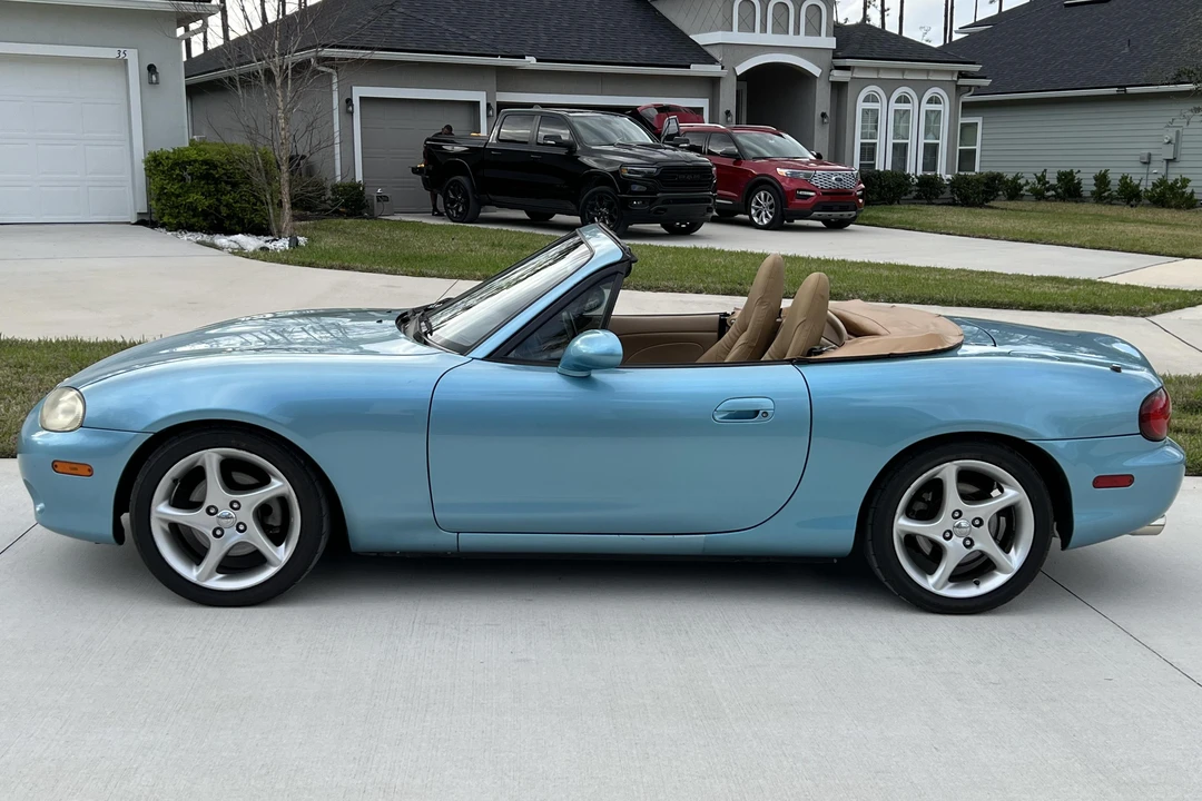 2001 Mazda NB MX-5 Miata - Image 3 of 31
