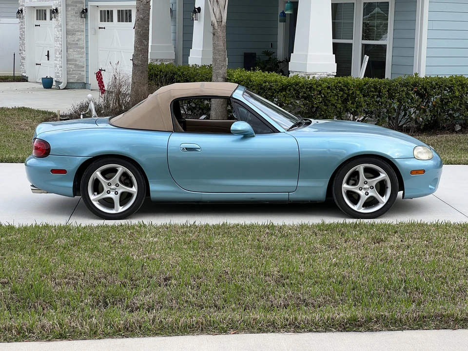 2001 Mazda NB MX-5 Miata - Image 20 of 31