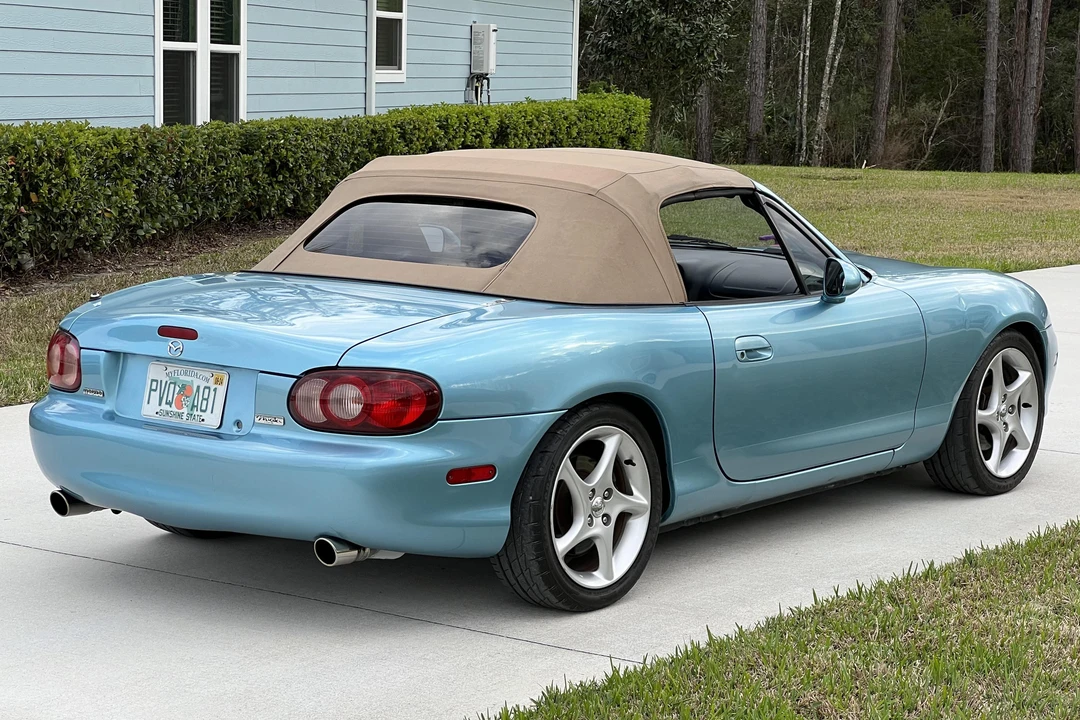 2001 Mazda NB MX-5 Miata - Image 4 of 31