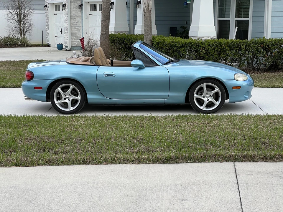 2001 Mazda NB MX-5 Miata - Image 11 of 31