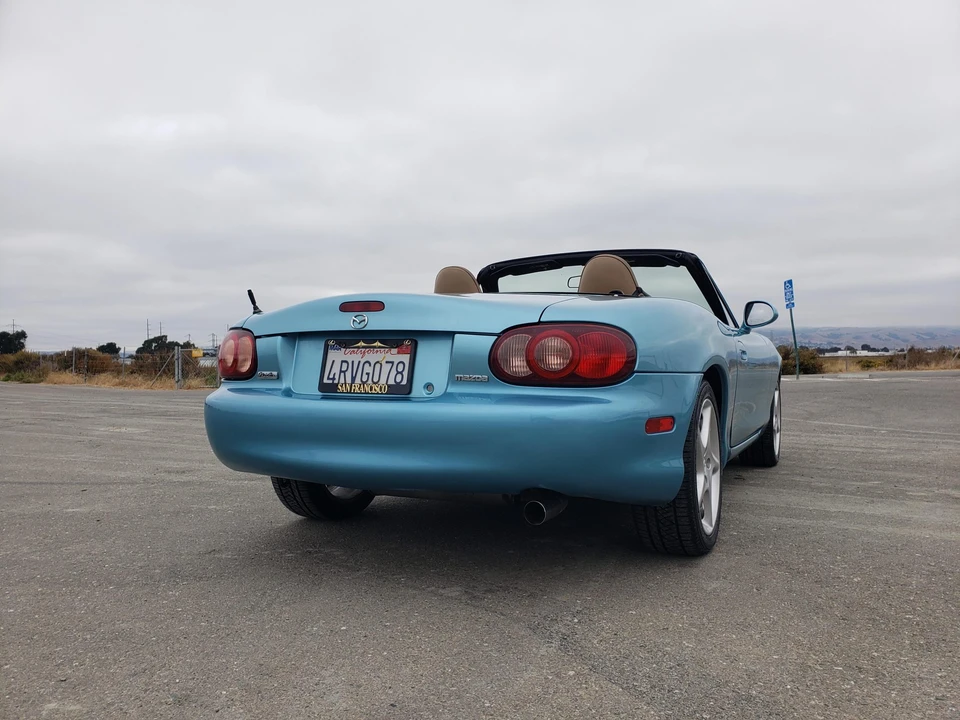 2001 Mazda NB MX-5 Miata - Image 28 of 31