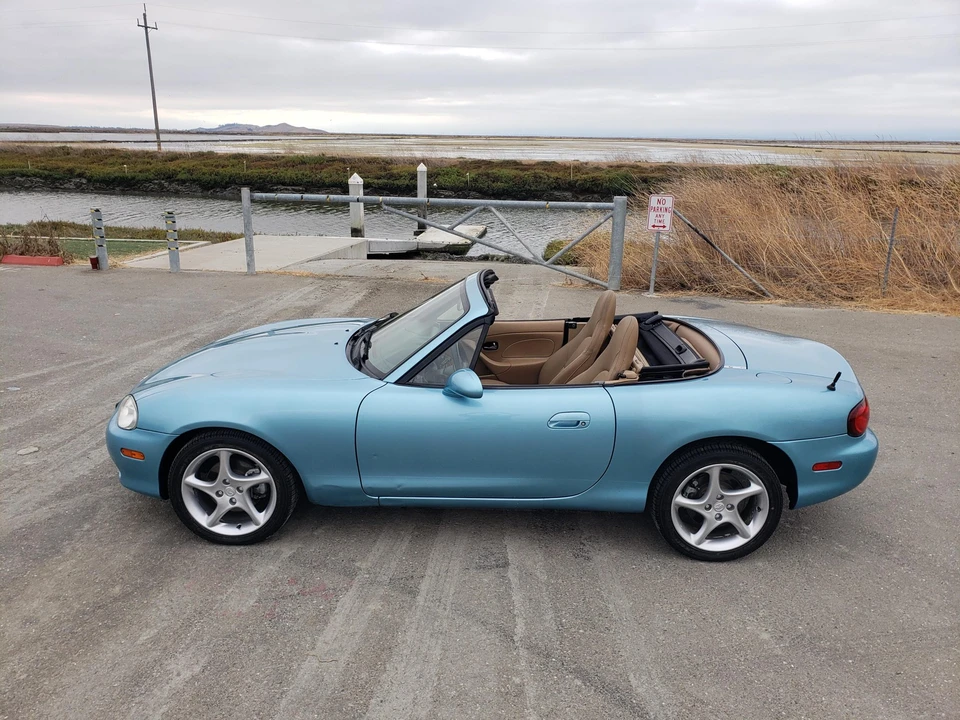 2001 Mazda NB MX-5 Miata - Image 14 of 31