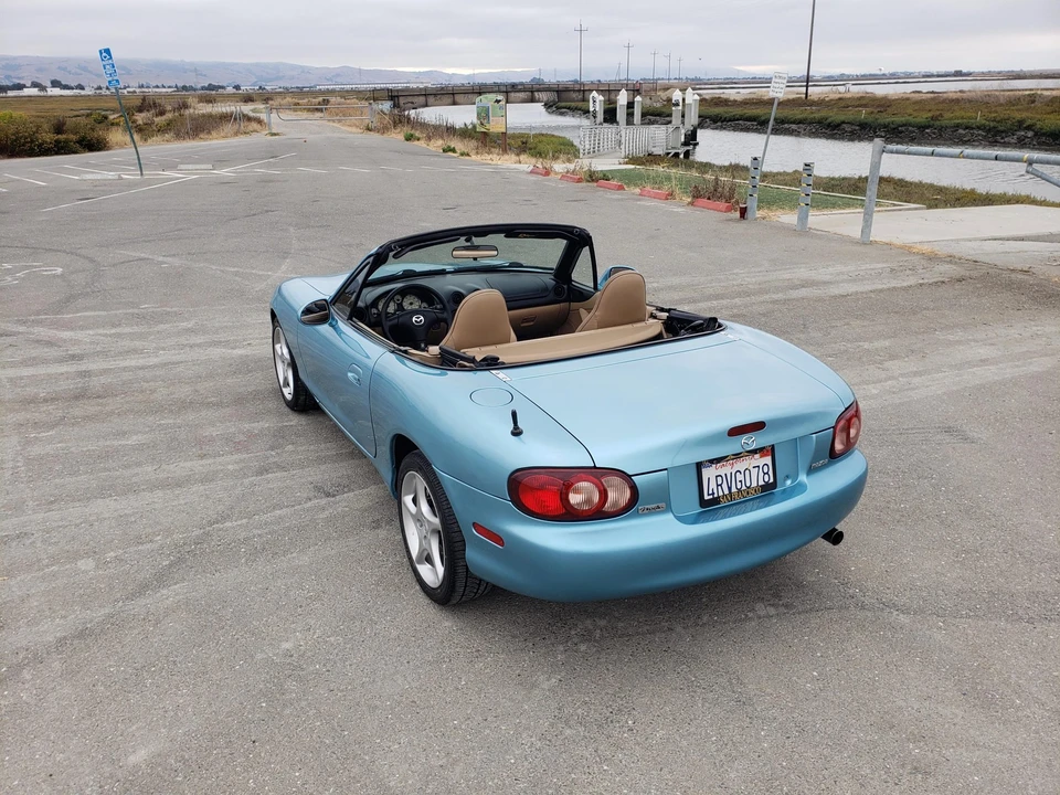2001 Mazda NB MX-5 Miata - Image 11 of 31