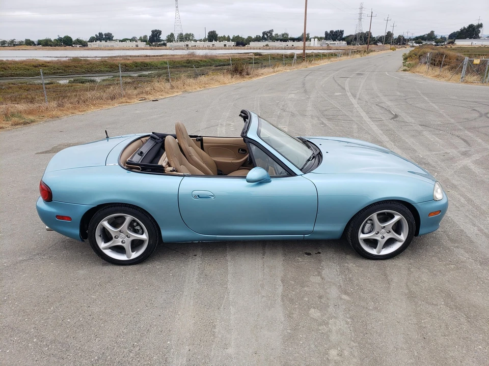 2001 Mazda NB MX-5 Miata - Image 5 of 31