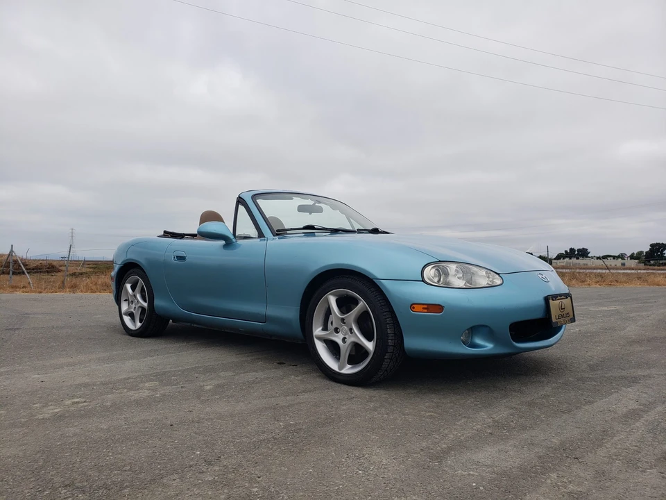 2001 Mazda NB MX-5 Miata - Image 3 of 31