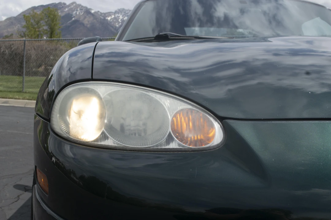 2001 Mazda NB MX-5 Miata - Image 17 of 31