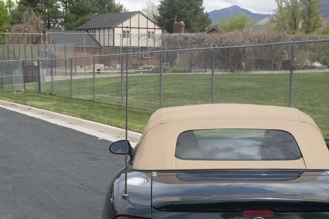 2001 Mazda NB MX-5 Miata - Image 21 of 31
