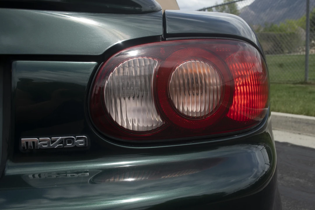 2001 Mazda NB MX-5 Miata - Image 27 of 31