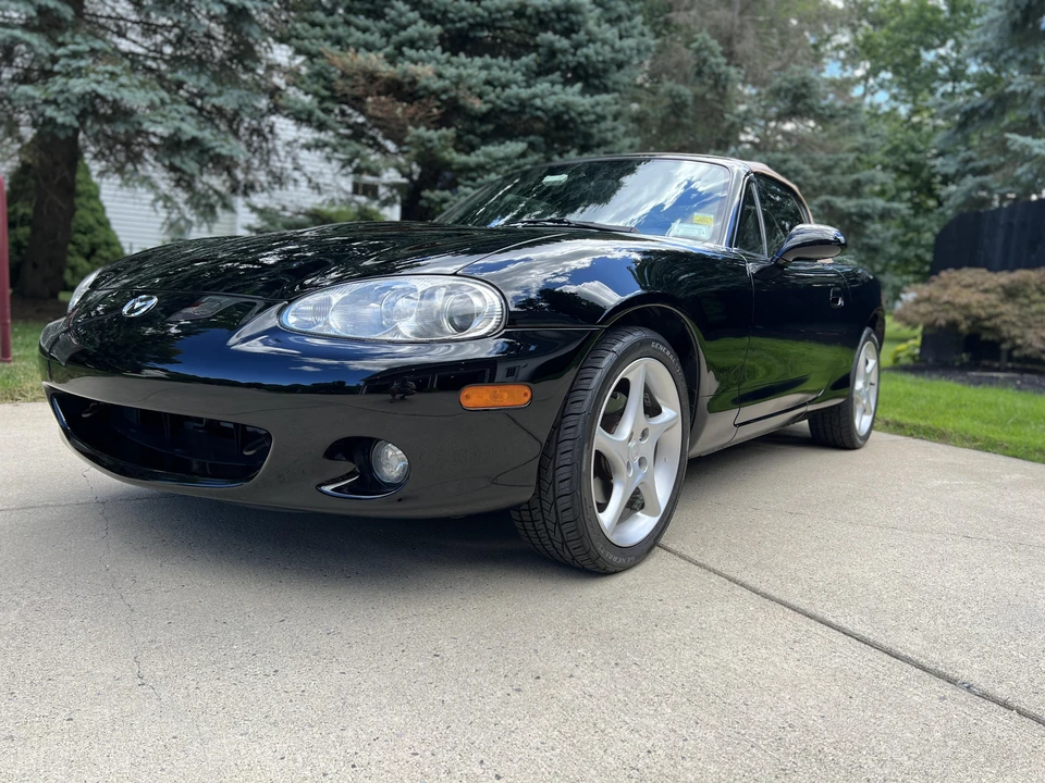 2001 Mazda NB MX-5 Miata - Image 10 of 14