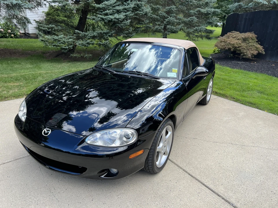 2001 Mazda NB MX-5 Miata - Image 9 of 14
