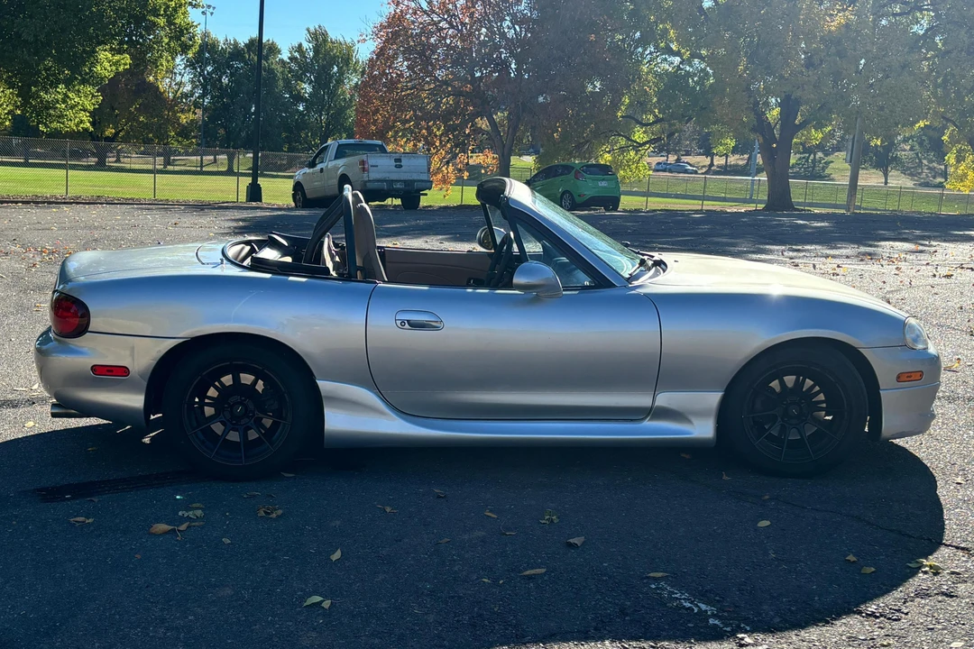 2001 Mazda NB MX-5 Miata - Image 3 of 30