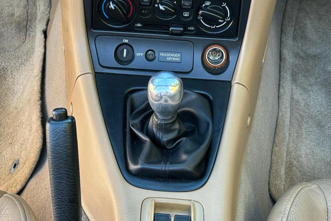 2001 Mazda NB MX-5 Miata - Image 28 of 30