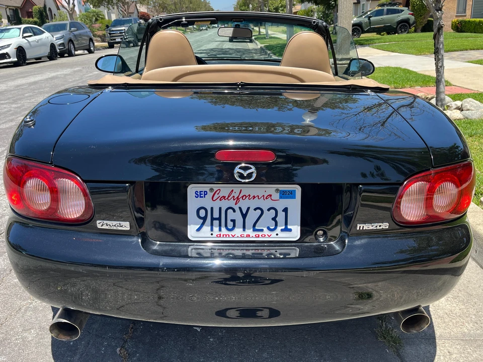 2001 Mazda NB MX-5 Miata - Image 11 of 31