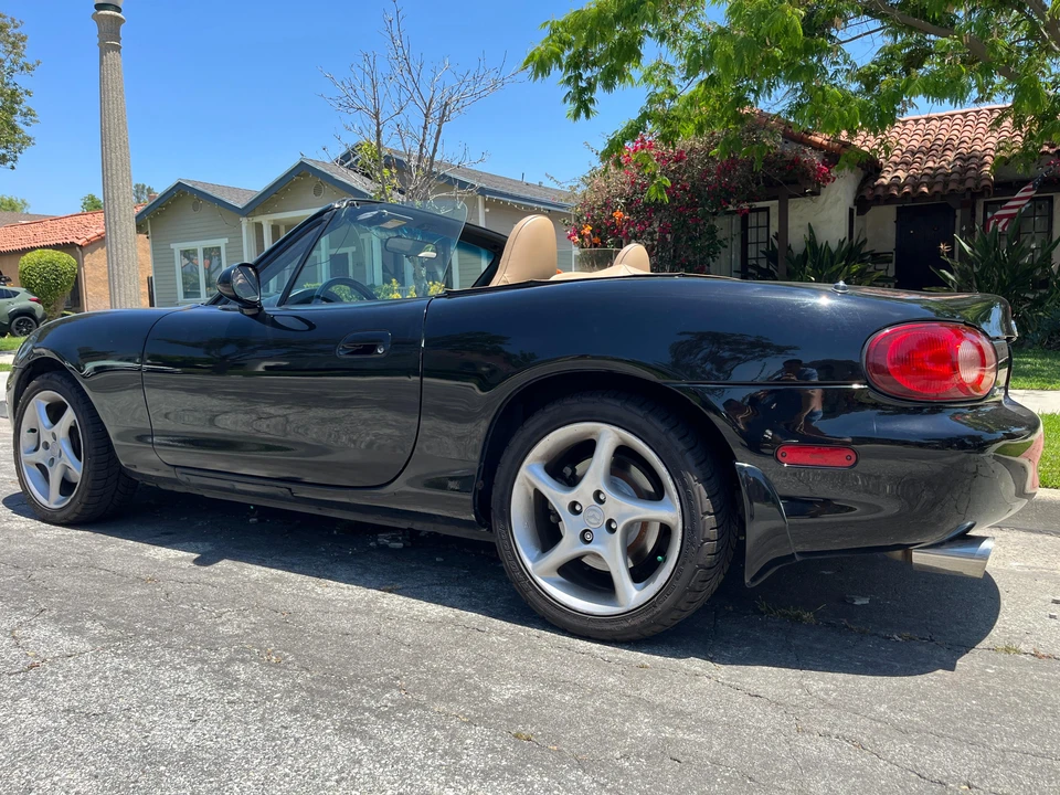 2001 Mazda NB MX-5 Miata - Image 10 of 31