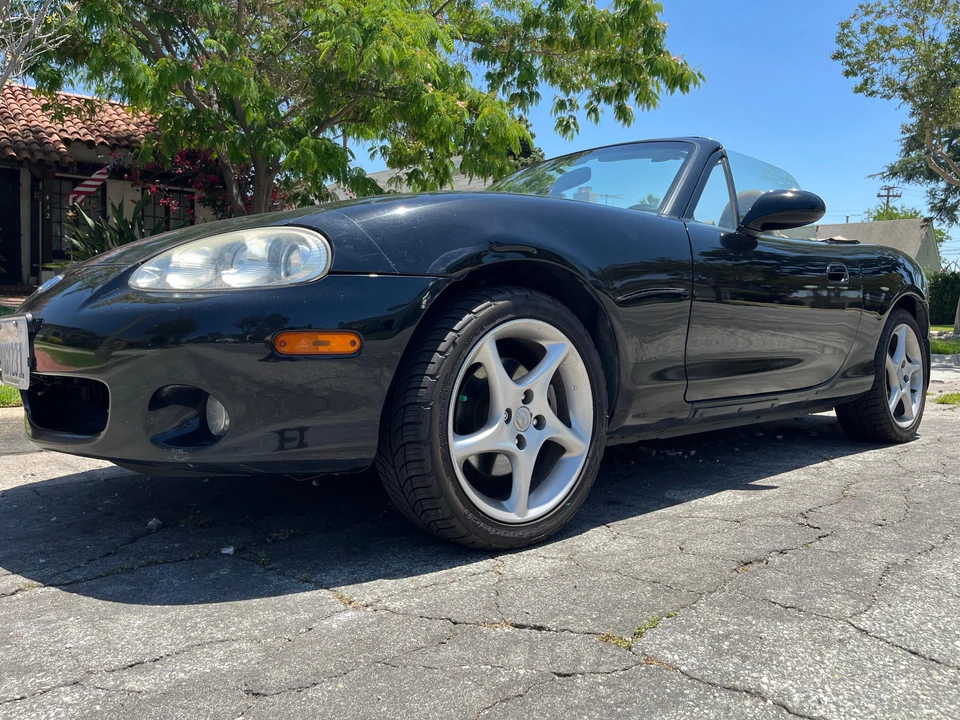 2001 Mazda NB MX-5 Miata - Image 8 of 31