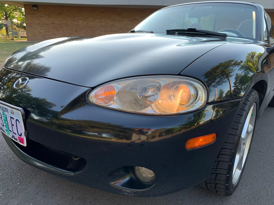 2001 Mazda NB MX-5 Miata - Image 28 of 31