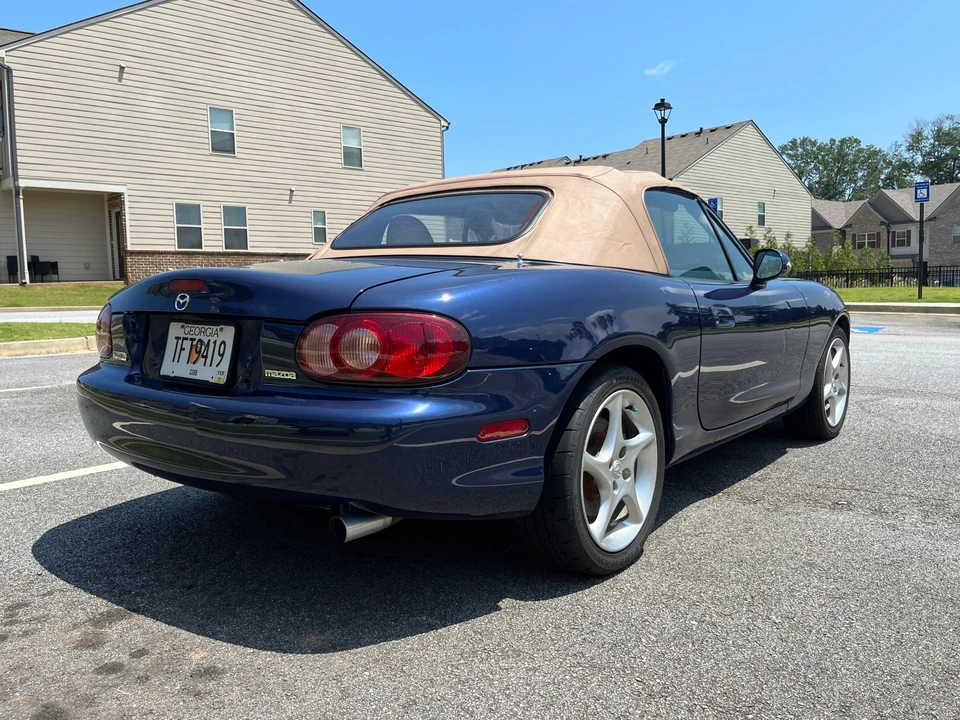 2001 Mazda NB MX-5 Miata - Image 21 of 31