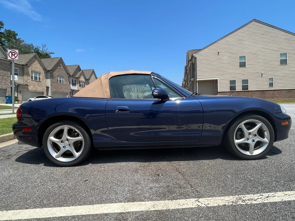 2001 Mazda NB MX-5 Miata - Image 22 of 31