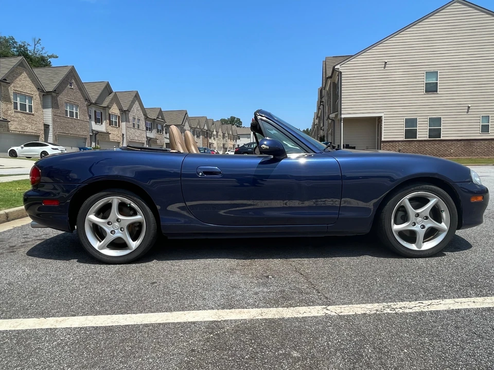 2001 Mazda NB MX-5 Miata - Image 12 of 31