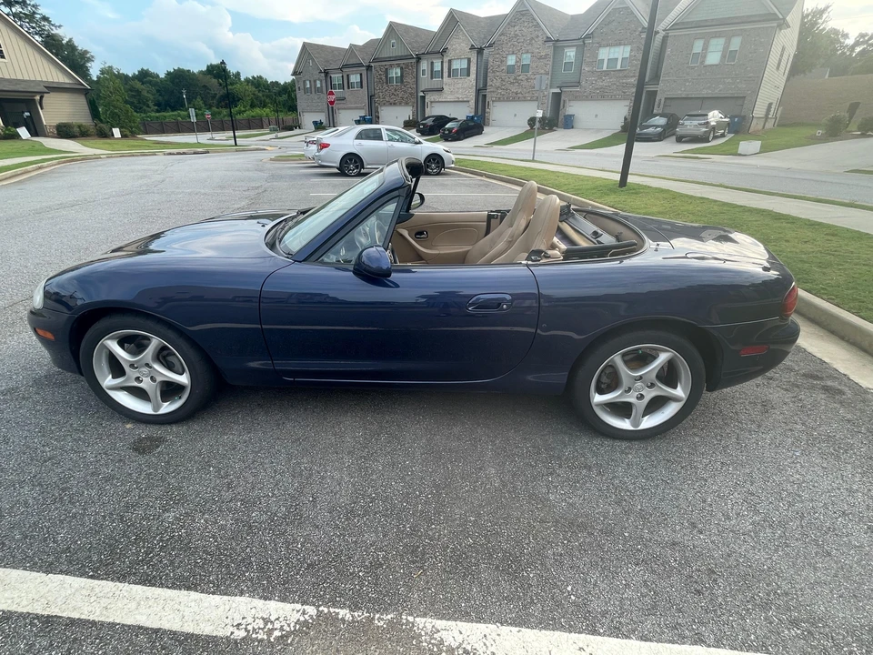 2001 Mazda NB MX-5 Miata - Image 7 of 31