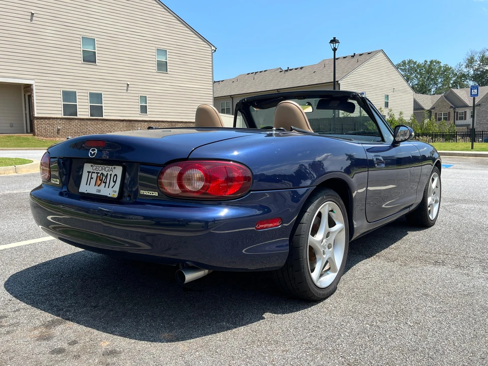 2001 Mazda NB MX-5 Miata - Image 11 of 31