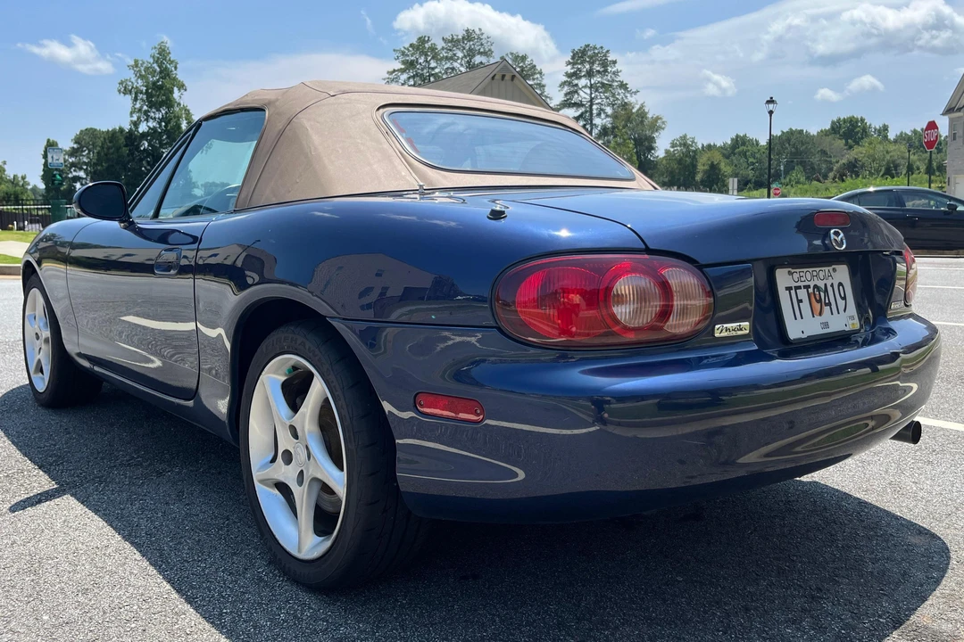 2001 Mazda NB MX-5 Miata - Image 4 of 31