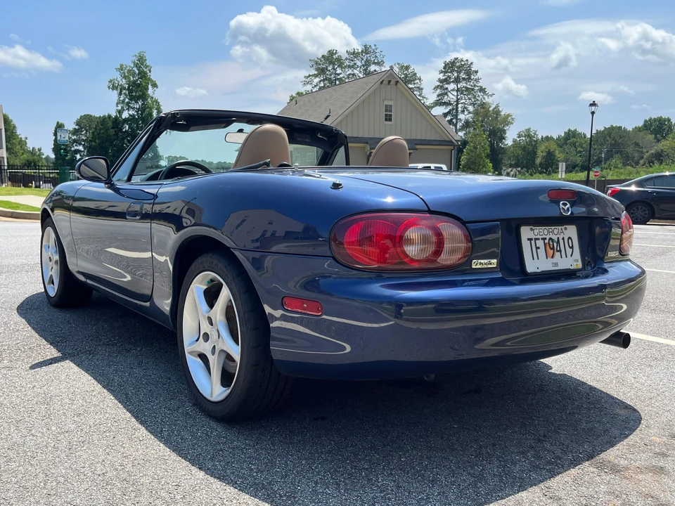 2001 Mazda NB MX-5 Miata - Image 9 of 31