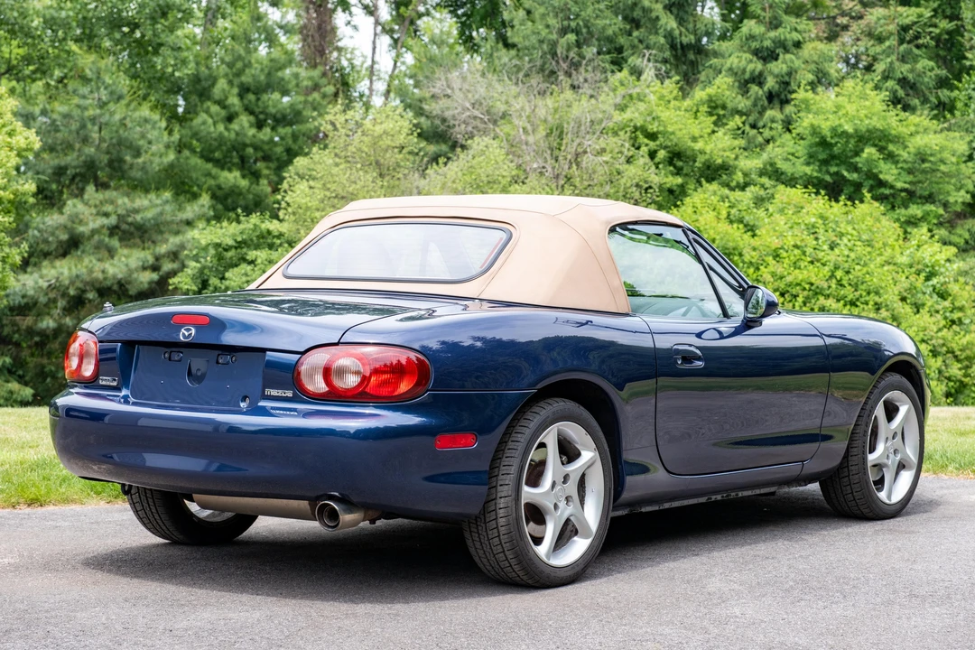 2001 Mazda NB MX-5 Miata - Image 14 of 31