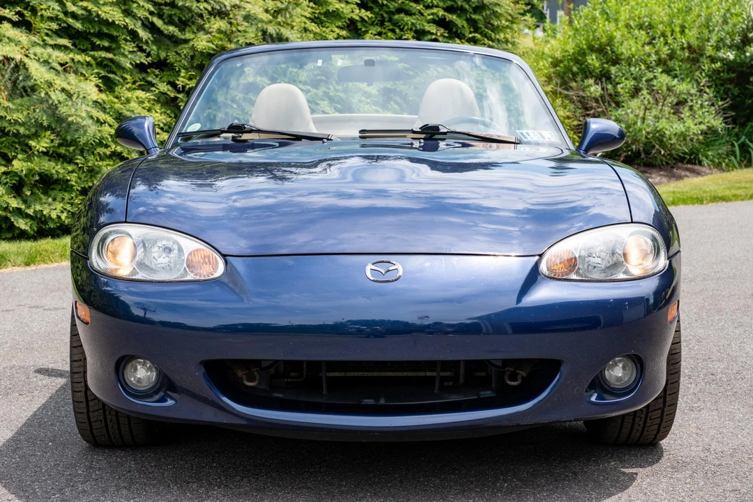2001 Mazda NB MX-5 Miata - Image 2 of 31