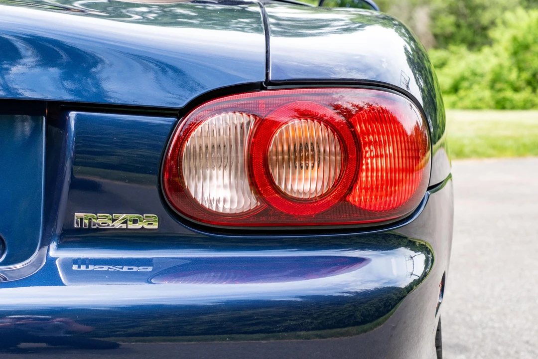 2001 Mazda NB MX-5 Miata - Image 22 of 31