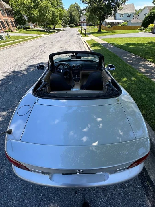 2001 Mazda NB MX-5 Miata - Image 9 of 19