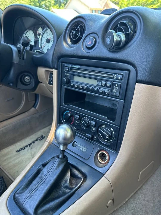 2001 Mazda NB MX-5 Miata - Image 12 of 19