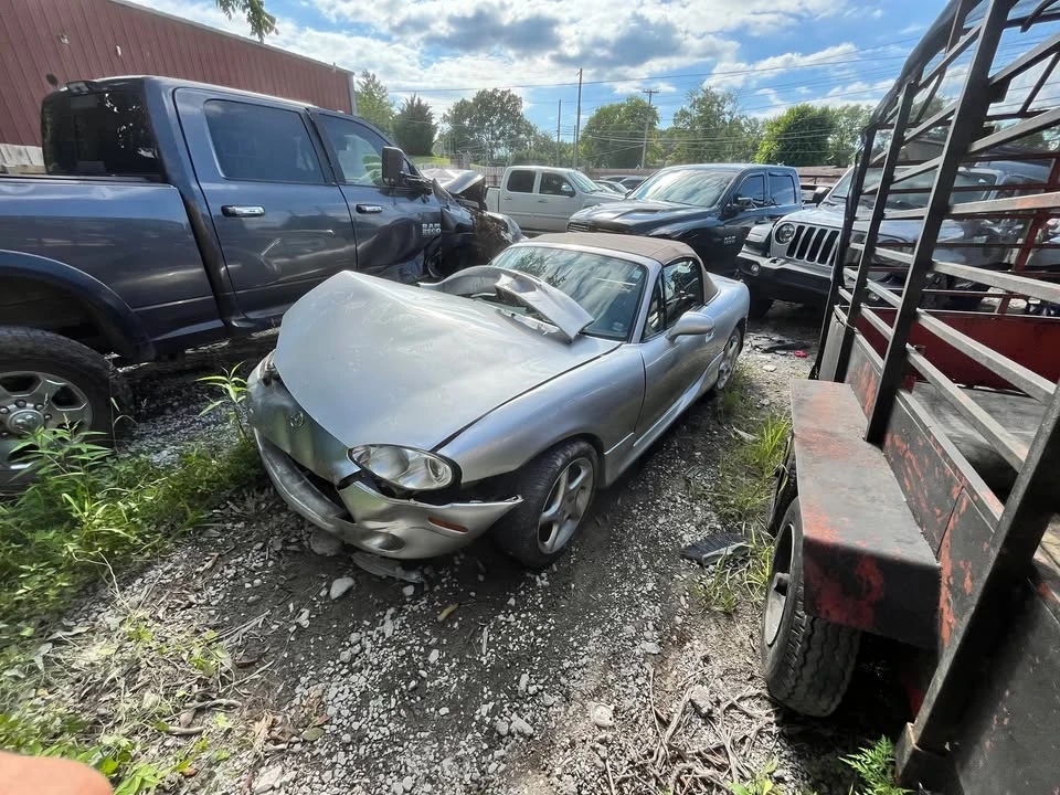2001 Mazda NB MX-5 Miata - Image 7 of 7