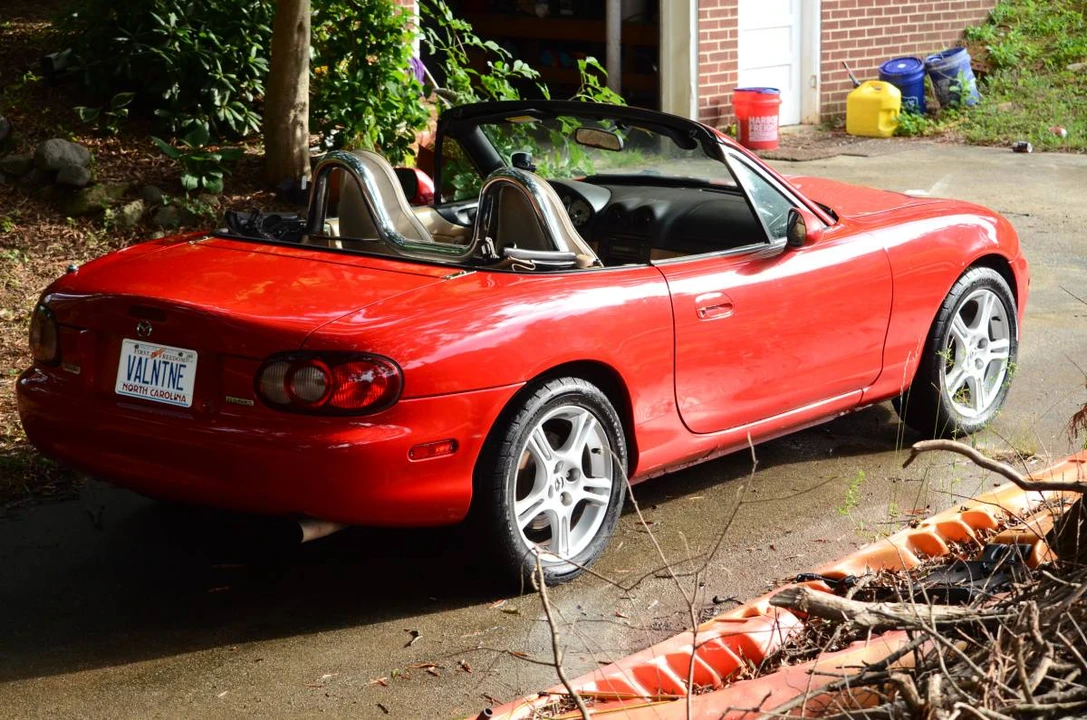 2001 Mazda NB MX-5 Miata - Image 6 of 13
