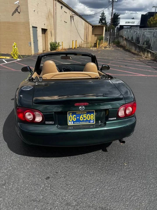 2001 Mazda NB MX-5 Miata - Image 5 of 14