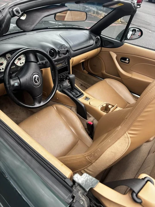 2001 Mazda NB MX-5 Miata - Image 2 of 14
