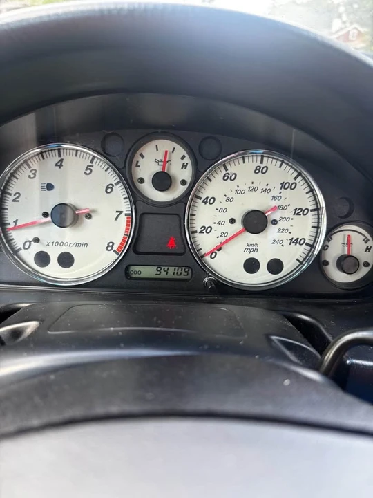 2001 Mazda NB MX-5 Miata - Image 10 of 14
