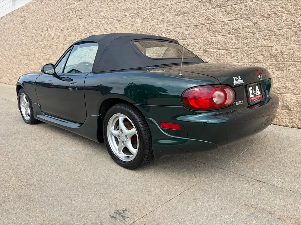2001 Mazda NB MX-5 Miata - Image 4 of 7