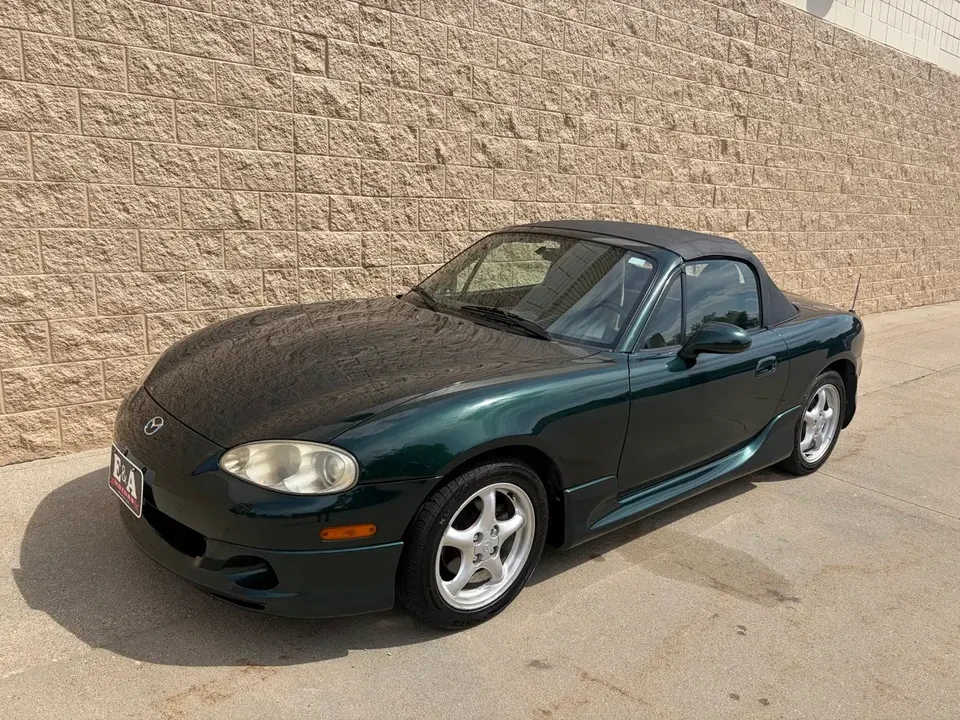 2001 Mazda NB MX-5 Miata - Image 2 of 7