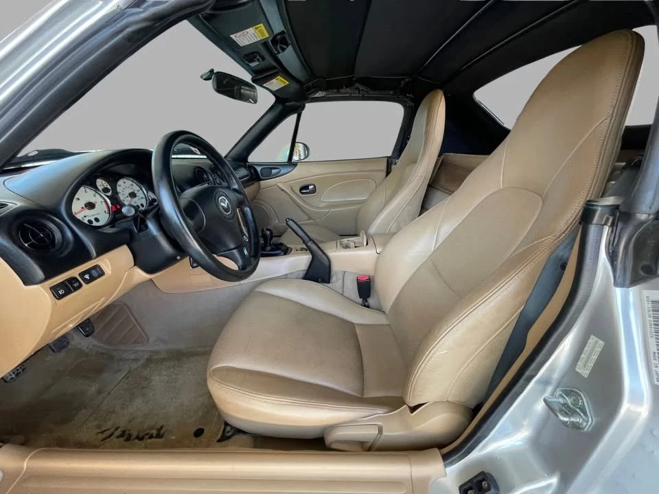 2001 Mazda NB MX-5 Miata - Image 18 of 20