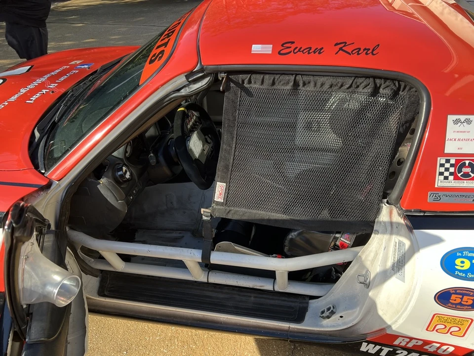 2001 Mazda NB MX-5 Miata - Image 18 of 31