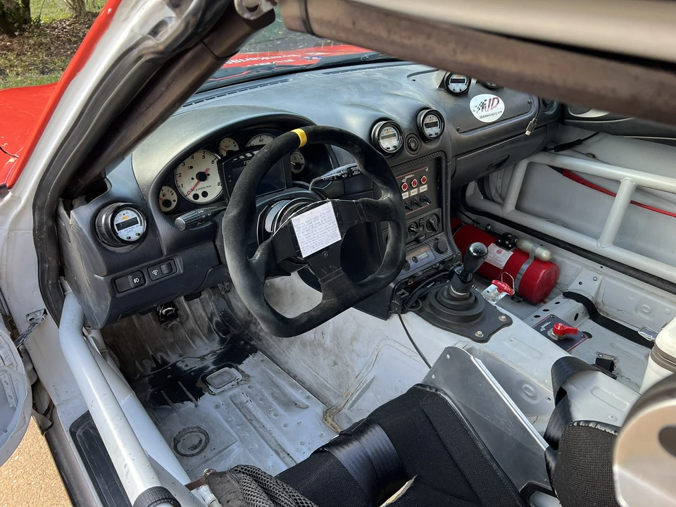 2001 Mazda NB MX-5 Miata - Image 21 of 31