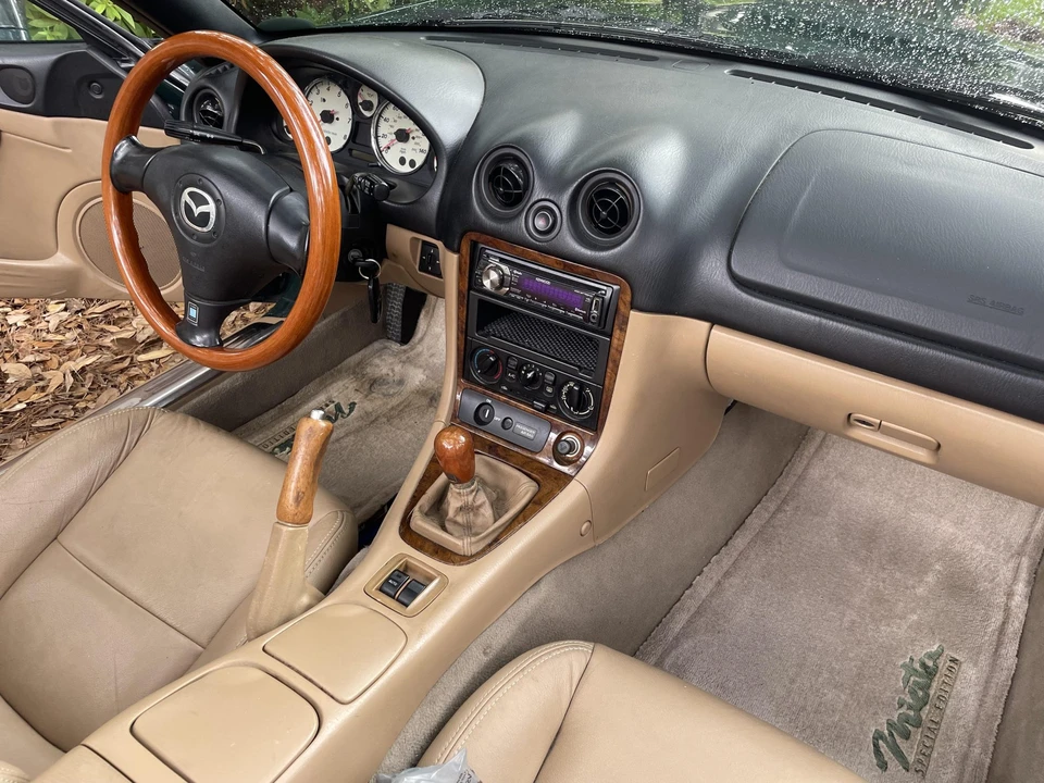 2001 Mazda NB MX-5 Miata - Image 20 of 31