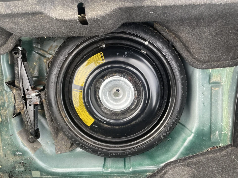 2001 Mazda NB MX-5 Miata - Image 31 of 31