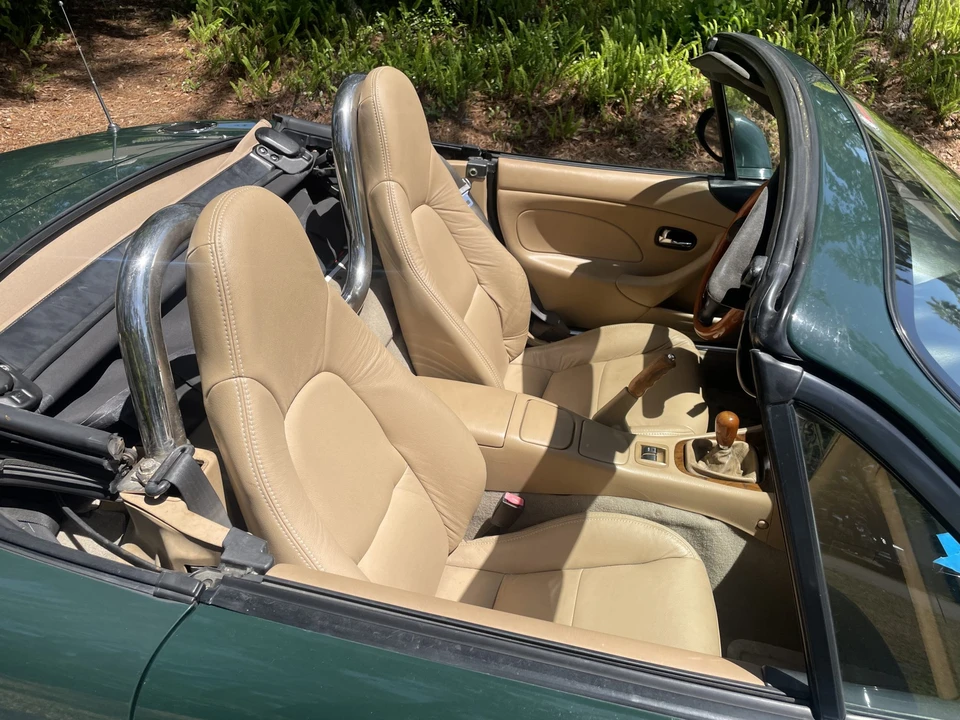 2001 Mazda NB MX-5 Miata - Image 18 of 31