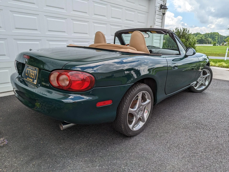 2001 Mazda NB MX-5 Miata - Image 11 of 31